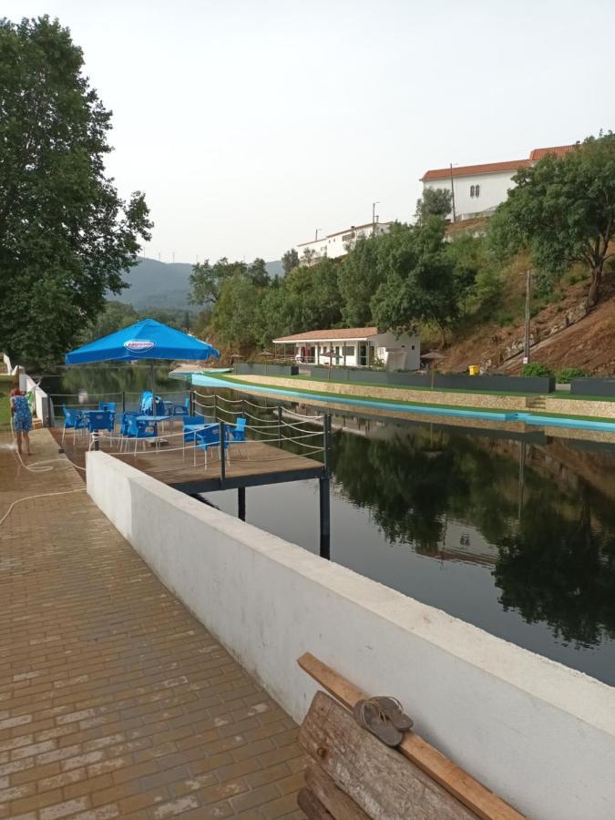 Privatunterkunft Vivenda Do Sobreiro Al Serpins